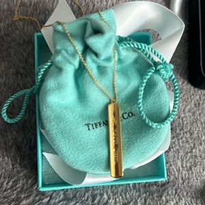 Sold Tiffany and co. Bar necklace au750 18k gold